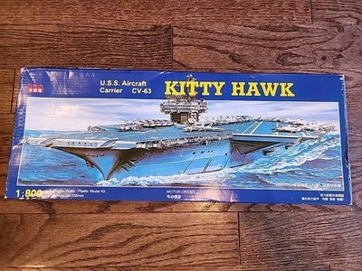 CV-63 U.S.S. KITTY HAWK 1:800 Scale Plastic Model 2003 Kitech