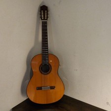 Guitarra clásica Yamaha Cg101A