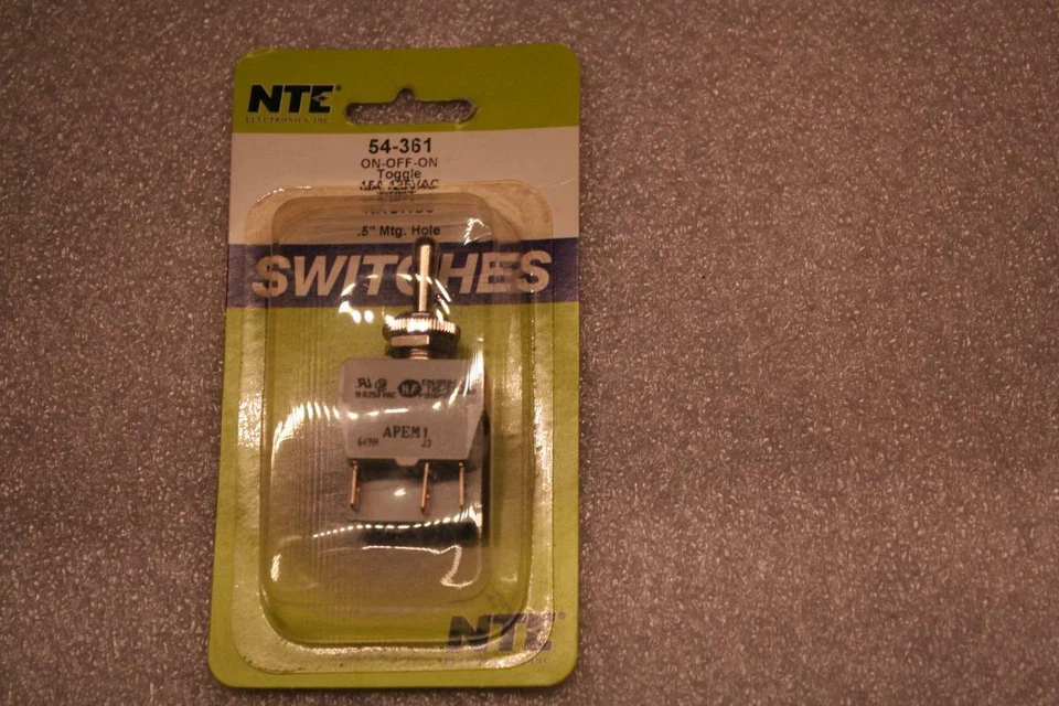 Interruptor de palanca NTE 54-361 APEM, DPDT, ENCENDIDO-APAGADO-ENCENDIDO, terminal de pala/tornillo/soldadura 15A Foto 4 de 4