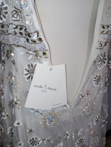 Vestido de novia victoriano Needle & Thread Bridal of London talla 8 IRL medida belo - Imagen 21 de 24
