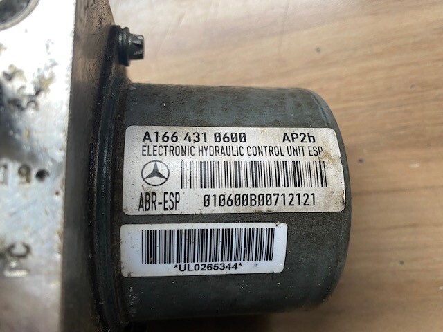 MERCEDES BENZ GLE ABS PUMP A1669013400 ABS-ESO 225841-137 