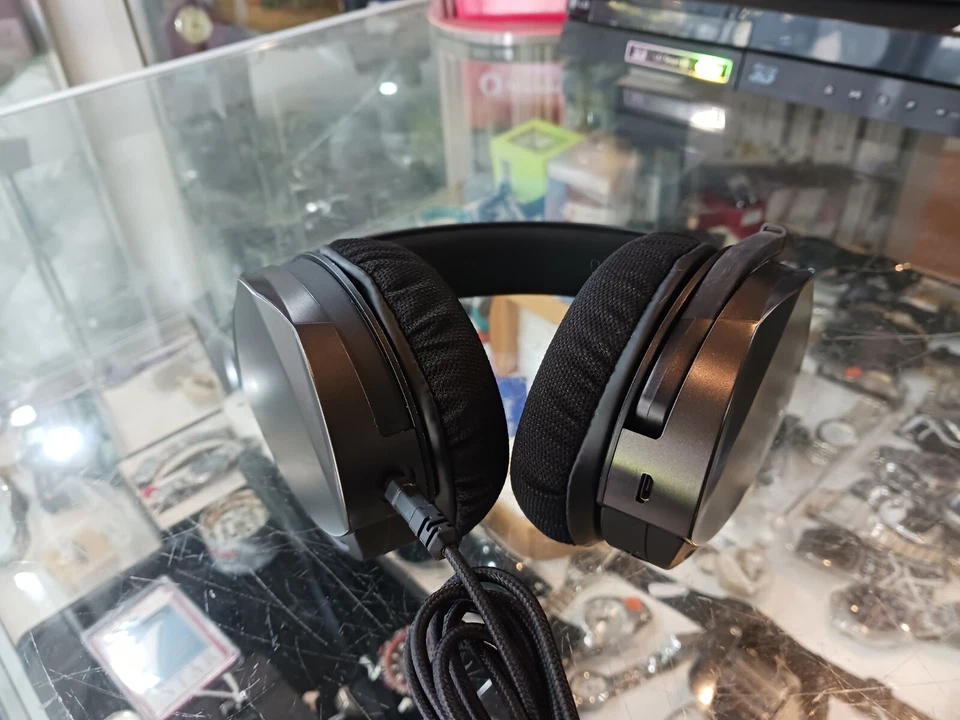 ASUS ROG STRIX F300 USB GAMING HEADSET (ROGSTRIX F300) - Image 3 of 4