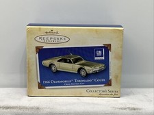 Hallmark Orn, 2004 1966 Oldsmobile Toronado Coupe, Looks New In Box