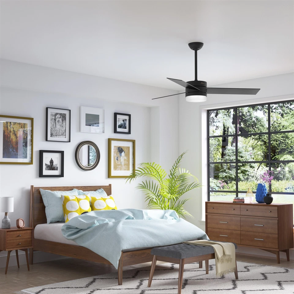 Hunter Fan 54 in Casual Matte Black Indoor Ceiling Fan with Light Kit and Remote - Image 3 of 4