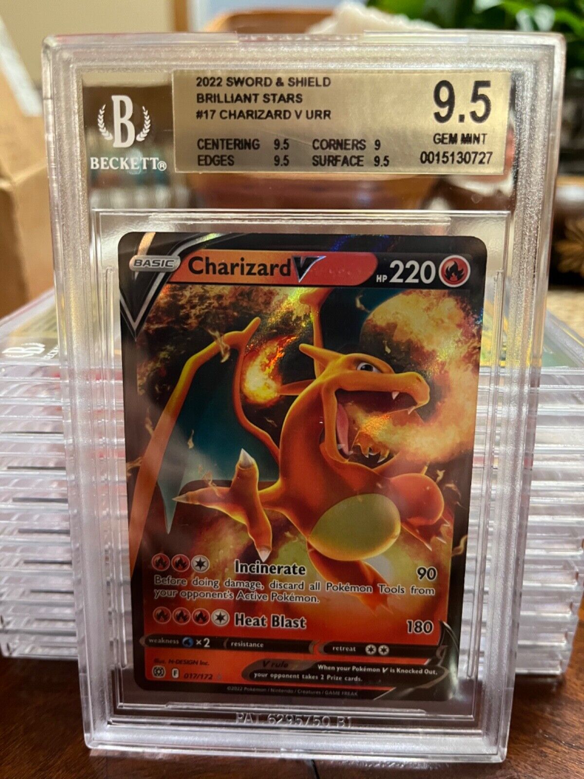 Charizard-V (17/172), Busca de Cards