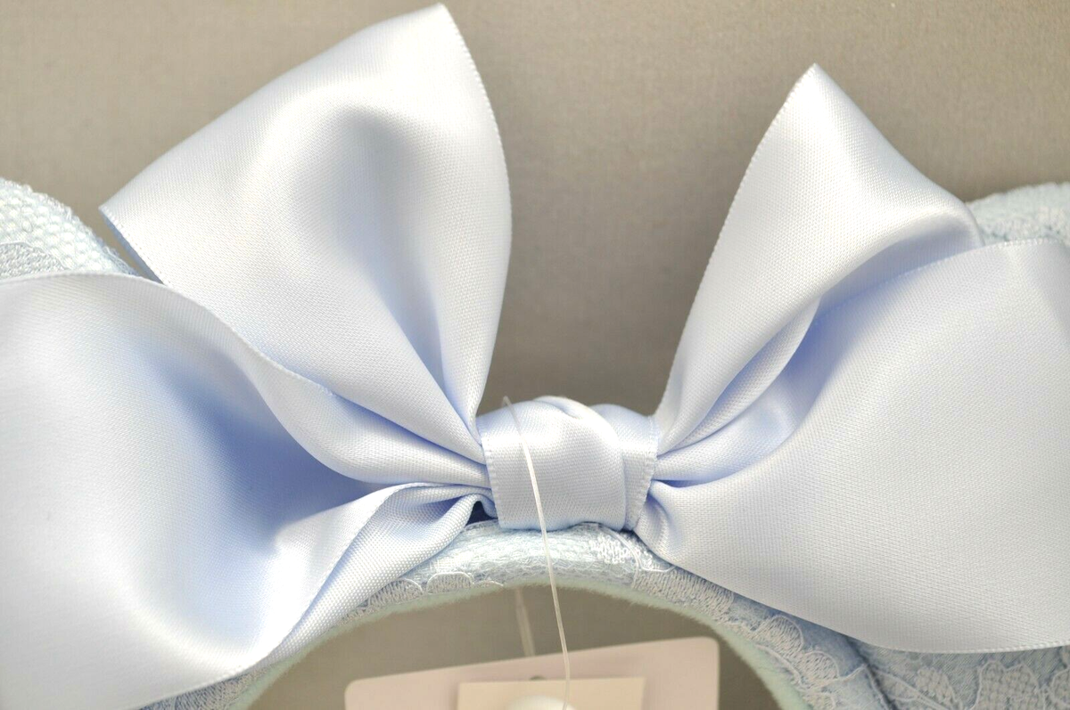 Tokyo Disney Resort 2022 Minnie Mouse Light Blue Lace  display picture 1