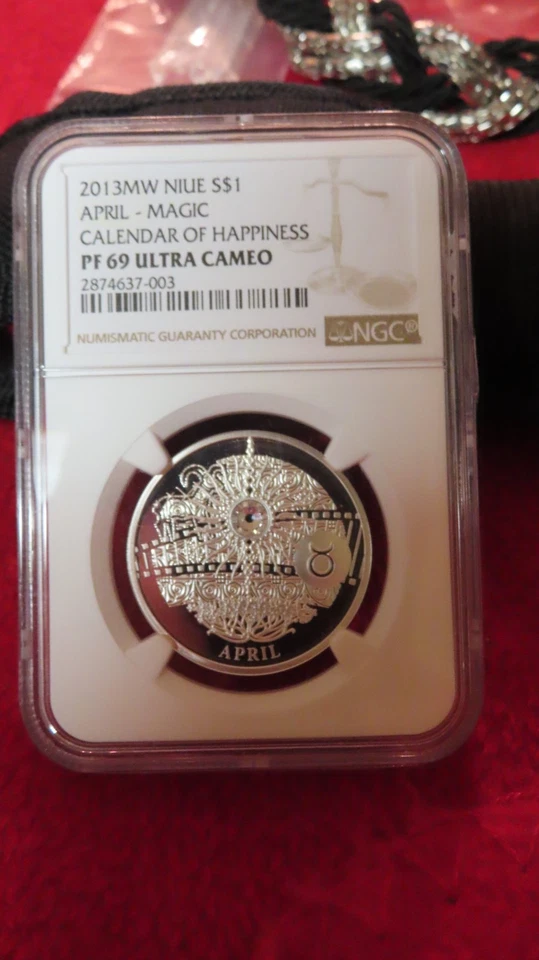 NIUE 2013 Dollar, Silver PCGS PR69  Magical Calendar April Swarovski Birth - Image 2 of 4