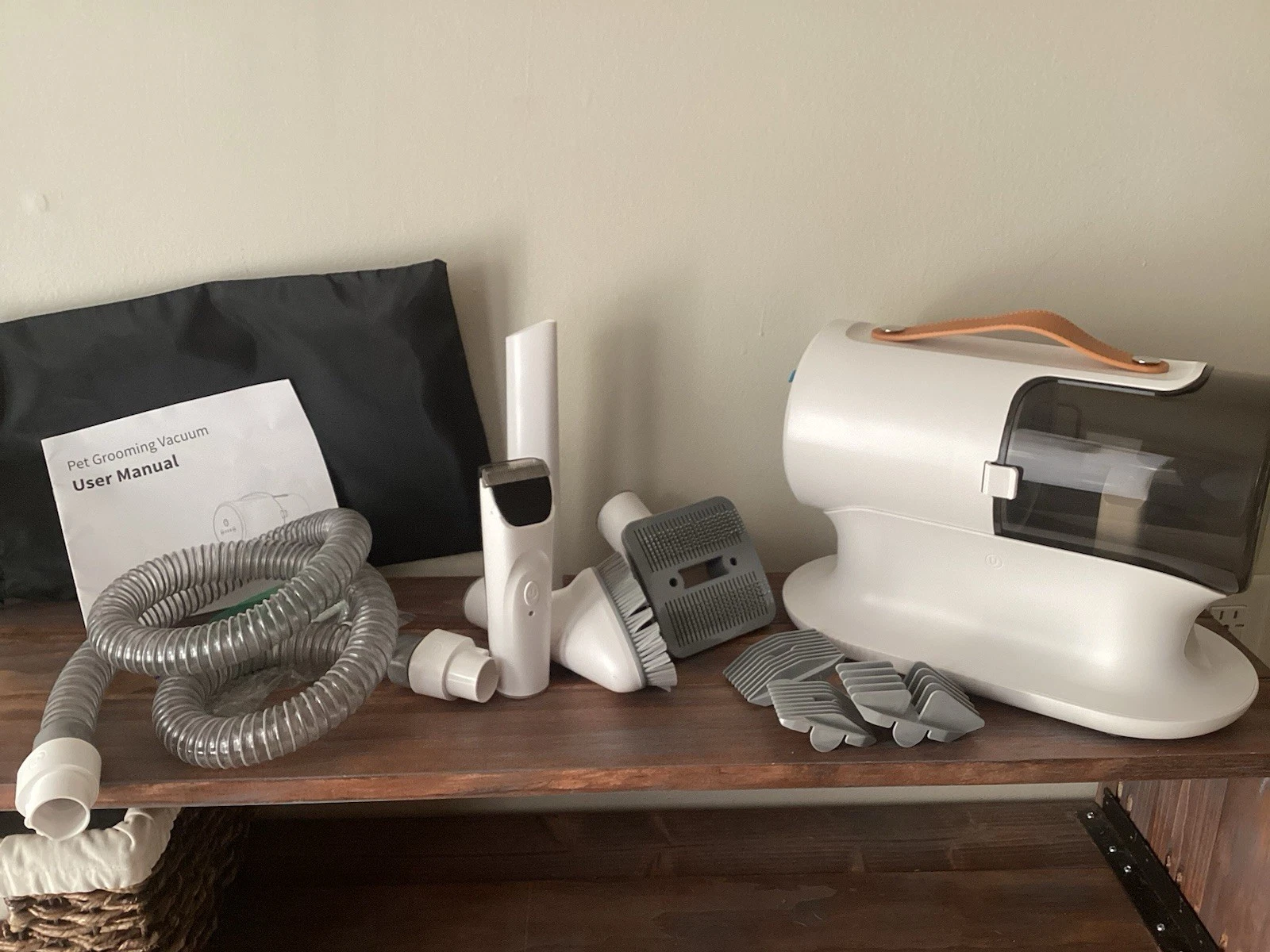 AIRROBO PG100 (Lite) | Pet Grooming Kit with Vacuum | Pet Vacuum Groomer