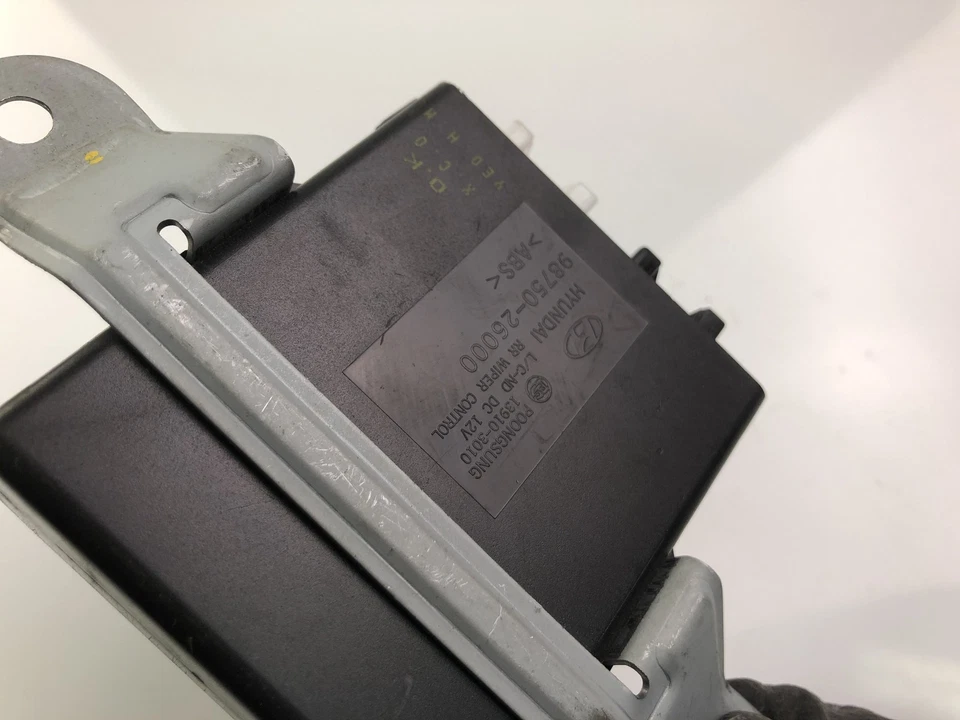 Centralina HYUNDAI SANTA FÉ I SM 98750-26000 14039454 - Immagine 3 di 4