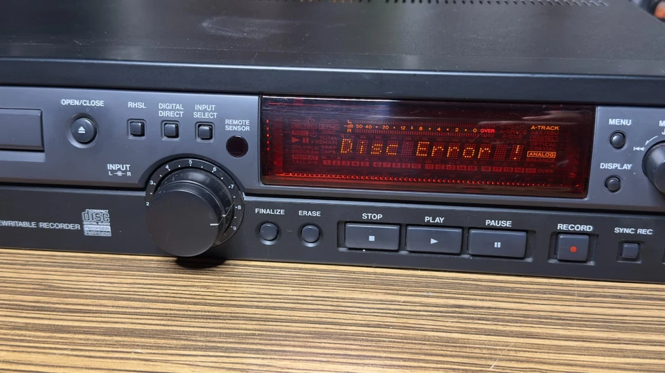 Tascam CD-RW700 CD Rewritable Recorder – For Parts or Repair - W/Remote - Image 4 of 4