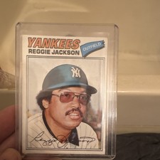 Topps 1977 Reggie Jackson #10 New York Yankees Baseball MLB Trading Card