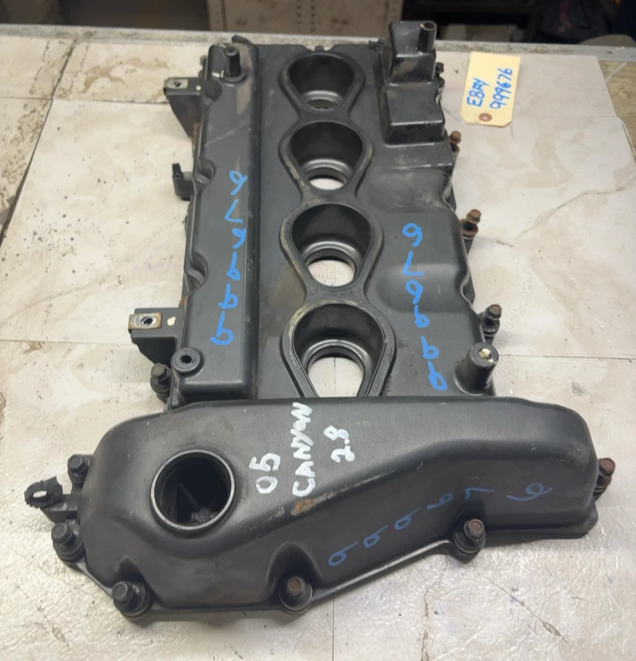 2004-2006 GMC CANYON CHEVY COLORADO 2.8L 2.9L Engine Valve Cover Assembly OEM - Imagem 4 de 4