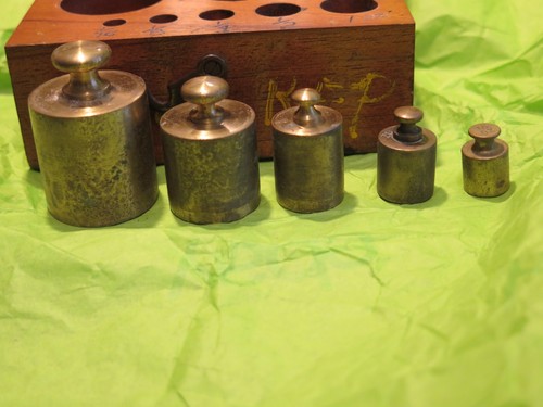 Vintage apothecary oz brass weights for scale balance industrial store wood box - Picture 2 of 14