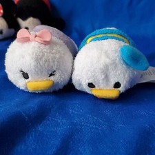 Disney / Pixar Tsum Tsum Donald Duck Daisy Duck Mini Plushes