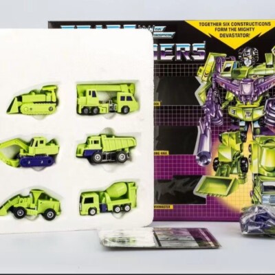 For Transforming Robot G1 Optimus Prime Reissue Devastator Brand Gift Toys