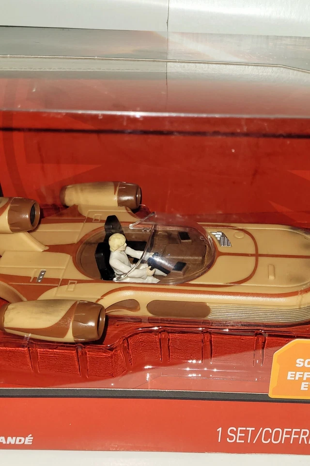 Star Wars Air Hogs Remote Control X-34 LandSpeeder R/C Lights w/Luke - Image 2 of 4