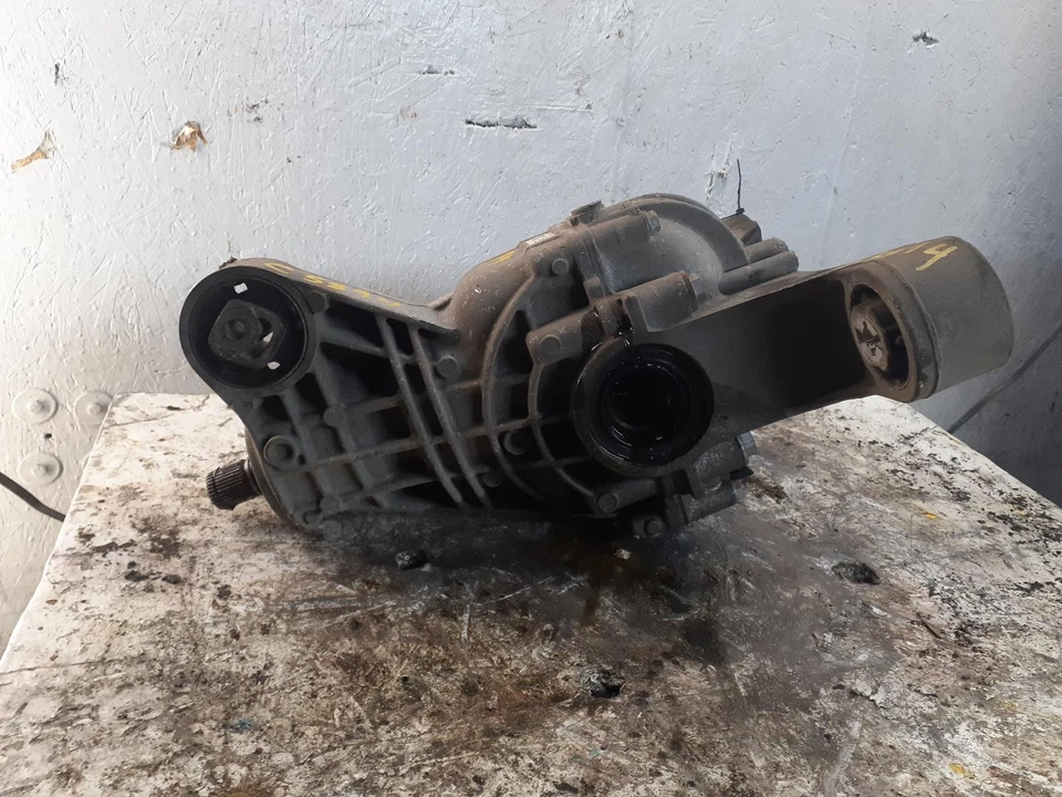 Used Differential Carrier Assembly fits: 2014 Volkswagen Touareg Rear 3.6L w/lim Foto 3 de 4