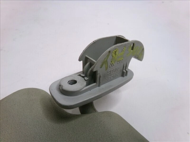 857 552A 遮阳板 rh 适用于 SEAT CORDOBA 1.4 TDI 2002 - 2008 2006 94896 — 第 4/4 张图片