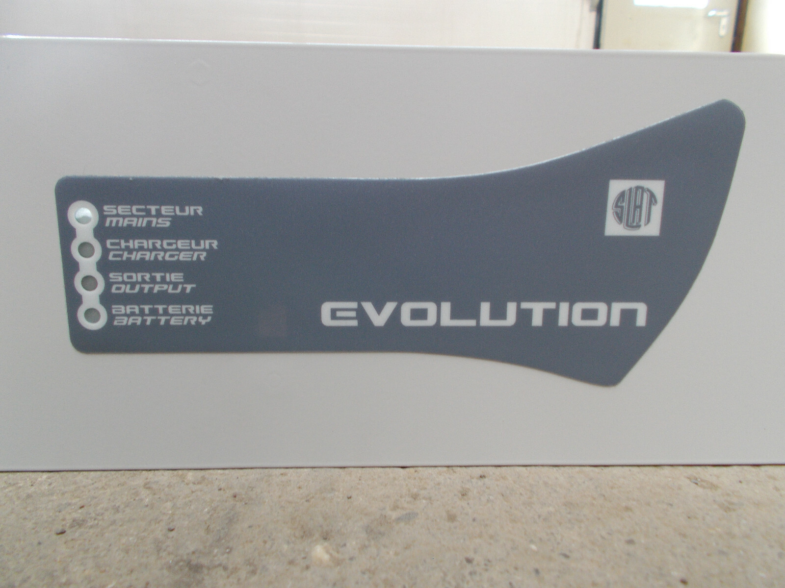 Transformateur SLAT Evolution Rack 48V 12A au format compact 1U en acier