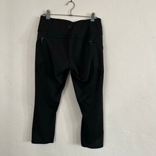 Athleta brand women’s athleisure / yoga pants, black, Sz M, midcalf length
