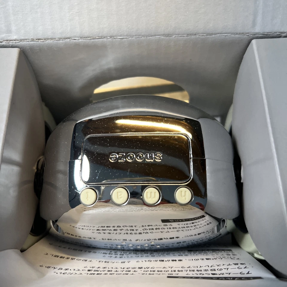 Clocky Alarm Clock On Wheels Jumps And Runs Heavy Sleepers NIB - Image 3 of 4