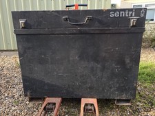 Sentri Site Box Used complete with keys hydraulic lid lift
