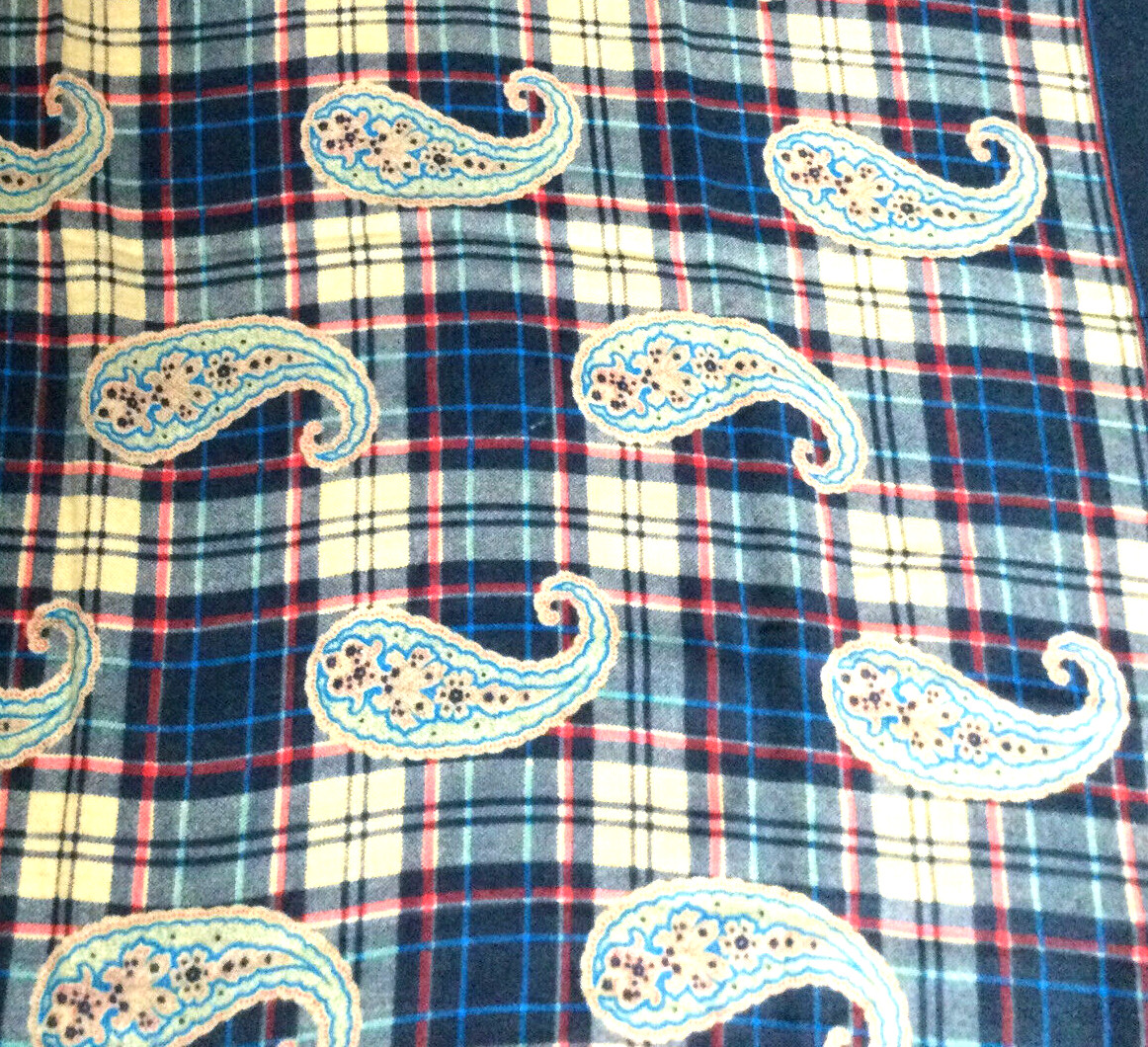 Large Rectangular Scarf Wrap  Made in Italy 42 x … - image 3