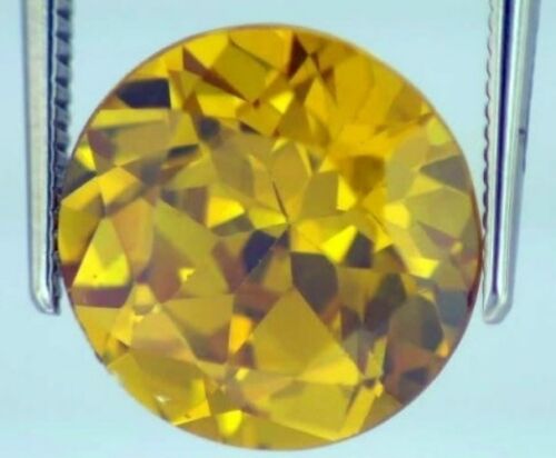 CUBIC ZIRCONIA YELLOW  COLOR 9 MM ROUND CUT - Picture 1 of 1