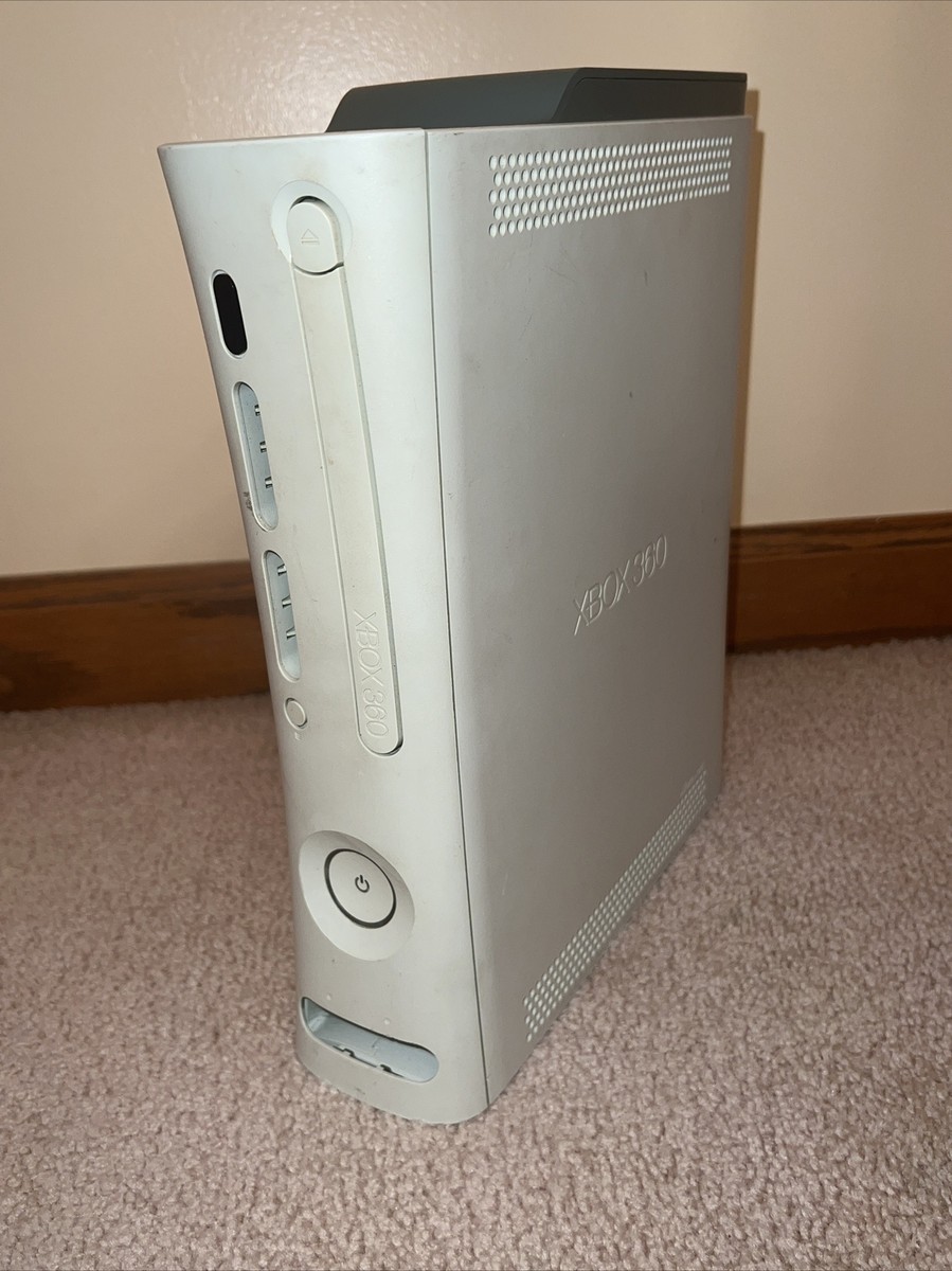 Microsoft Xbox 360 Arcade UNTESTED, With HDD ATTACHED, Console