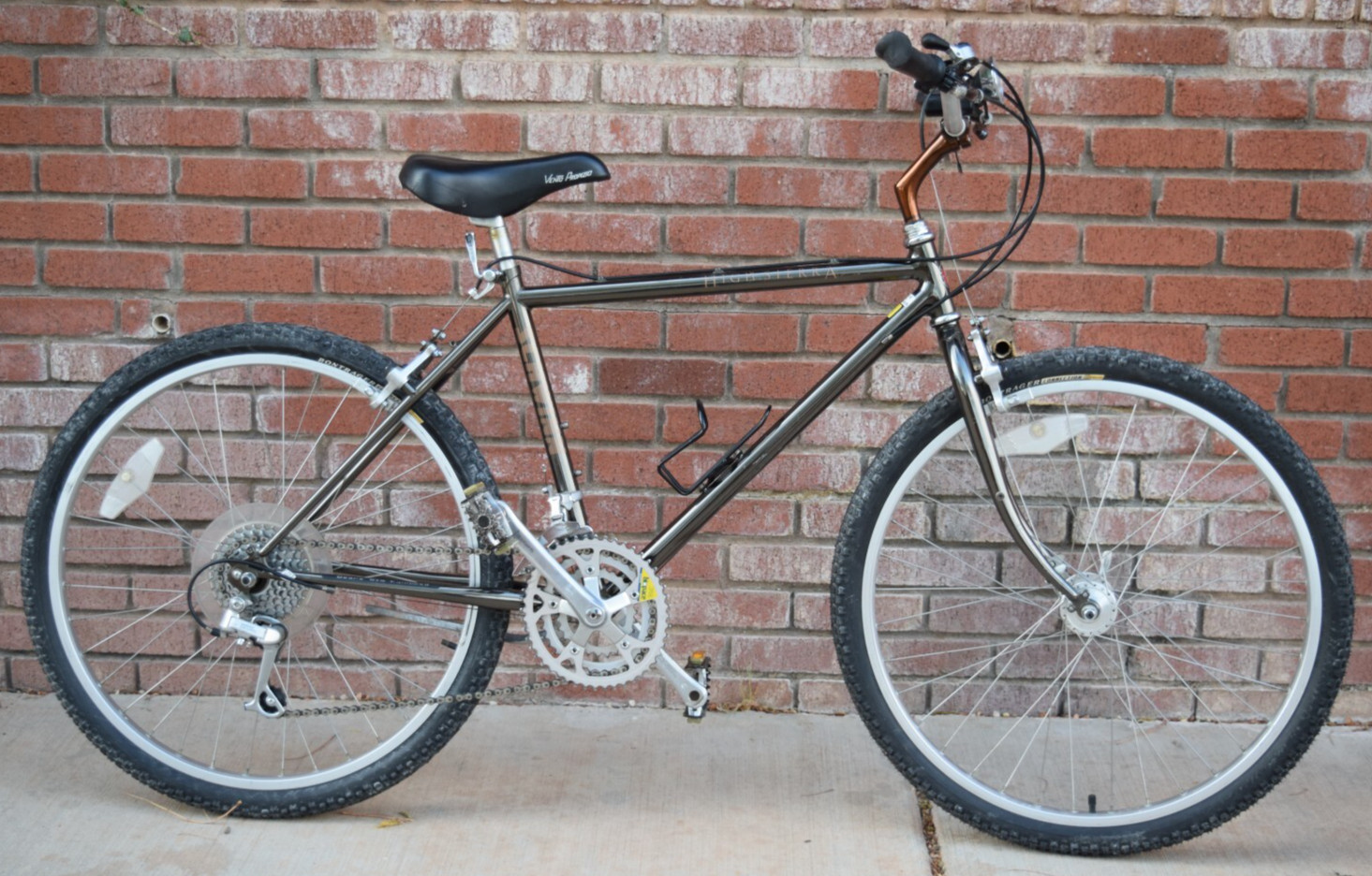 Vtg 80's Schwinn High Sierra Men's Dark Chrome Mountain Bike