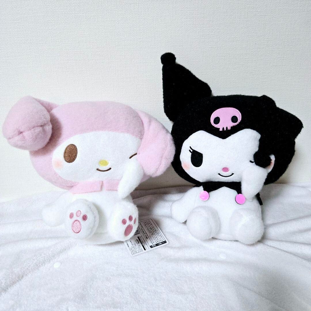 Kuromi & My Melody ぬいぐるみ 2体セット My Melody & Kuromi plush bouquet. 🔗Links are in bio. Thanks