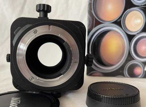 Nikon NIKKOR PC Micro 85mm f/2.8D Lens w/Box, Case, Strap & Caps NEW PERFECT!! - Picture 7 of 9