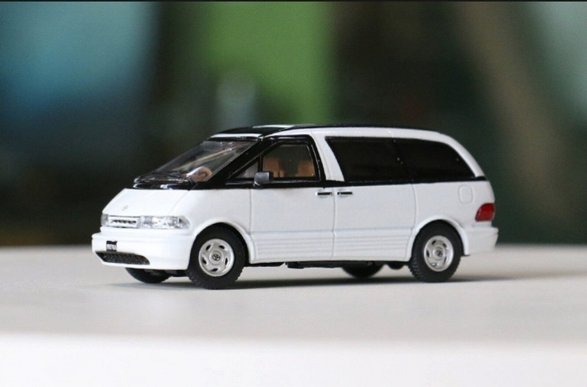 Fabulous 1/64 toyota previa (白) GCD 1/64 Scale Toyota PREVIA MPV White Diecast Car Toy Collection