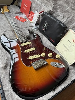 2022 Fender American Professional II Stratocaster Rosewood - 3 Tone Sunburst