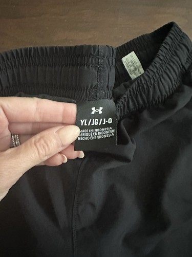 Under Armour Big Boys' Tech Woven 2-in-1 Shorts YL | 3 pairs Of Shorts - Picture 5 of 5