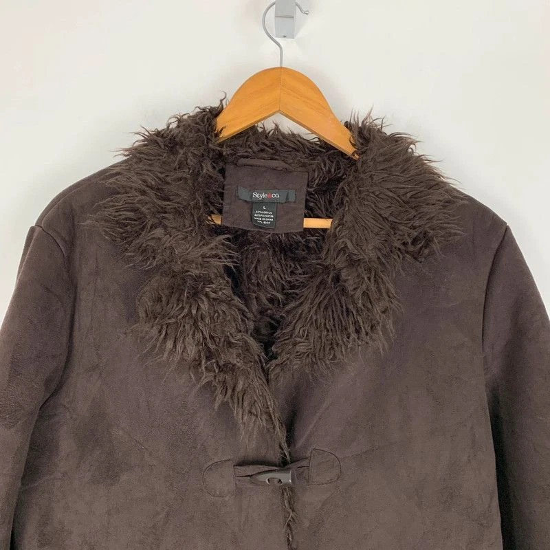 Y2K Style & Co Afghan Jacket Womens Large Brown Faux Suede Toggle Button Coat - Image 2 of 4