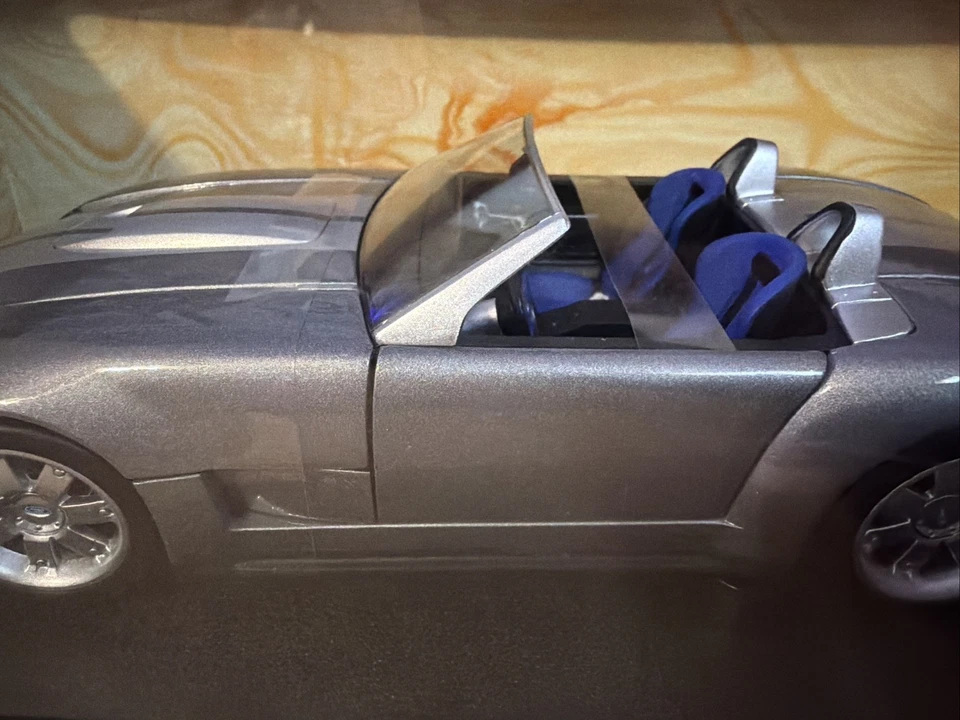 HOT WHEELS Metal Collection Ford Shelby Cobra Model New - Image 3 of 4