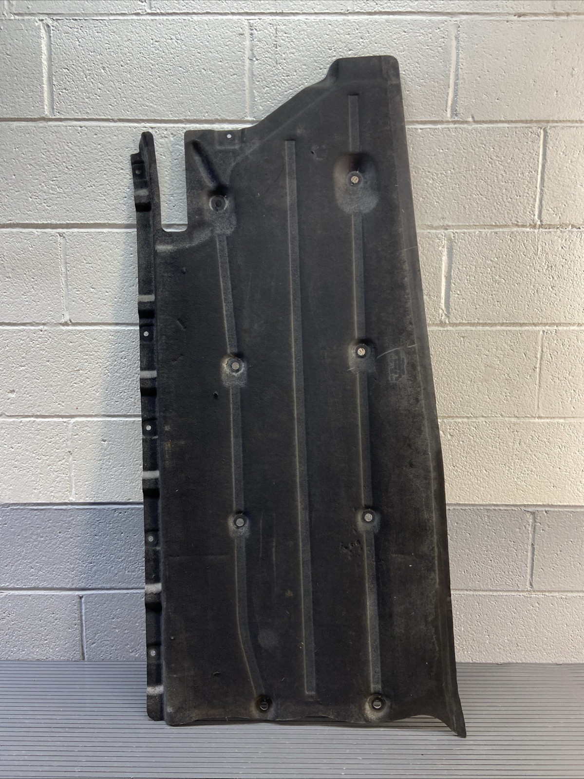 2014-2020 BMW i8 I12 Right Center Underbody Splash Guard Shield Cover OEM