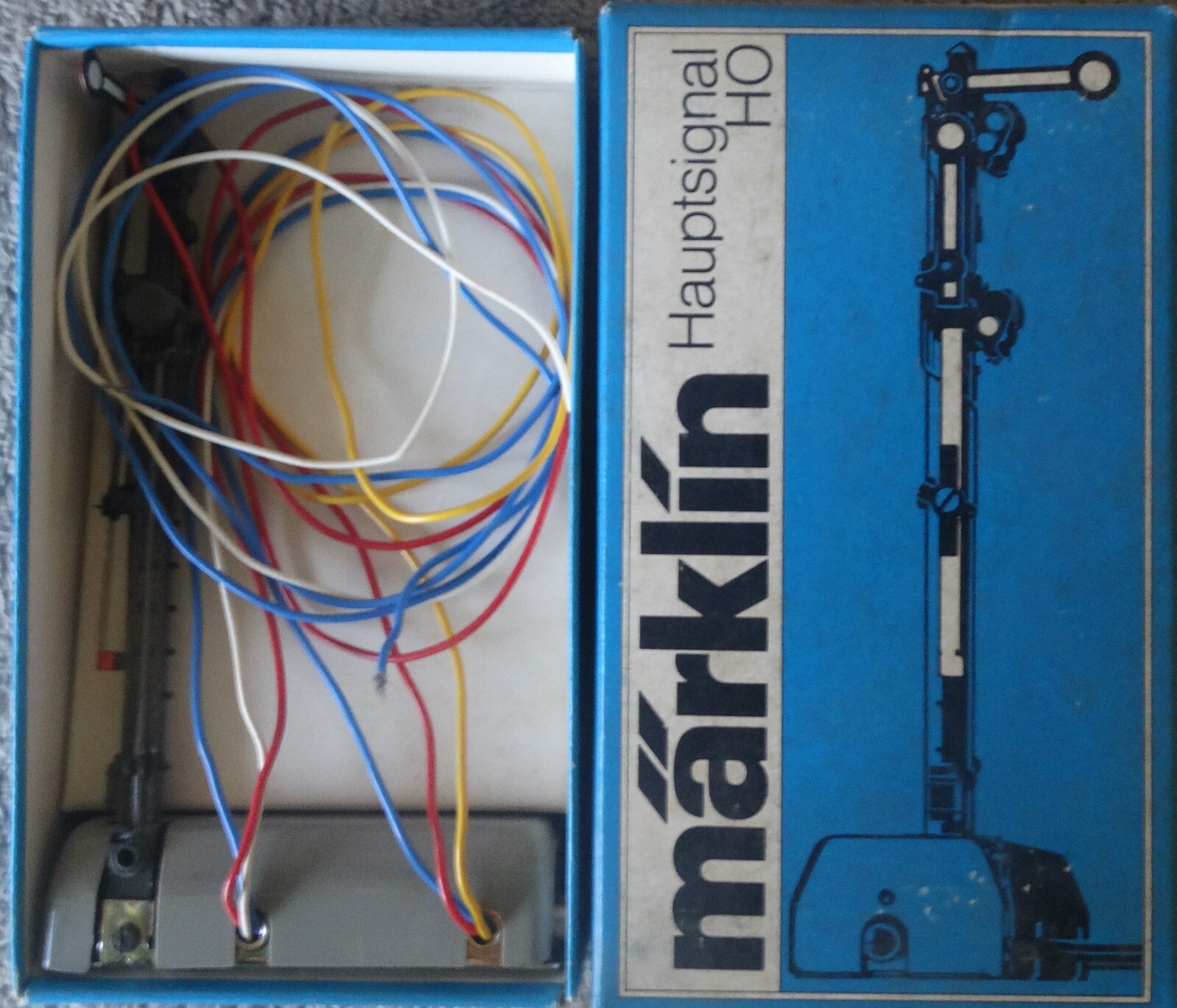 Märklin HO Hauptsignal 7041 Ungeprüft im gebr.Zustand. In OVP ( siehe