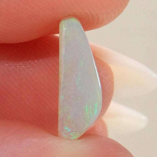 3.14ct Natural Australian Opal, 10 x 13mm Solid Mintabie Crystal Opal - Picture 4 of 5
