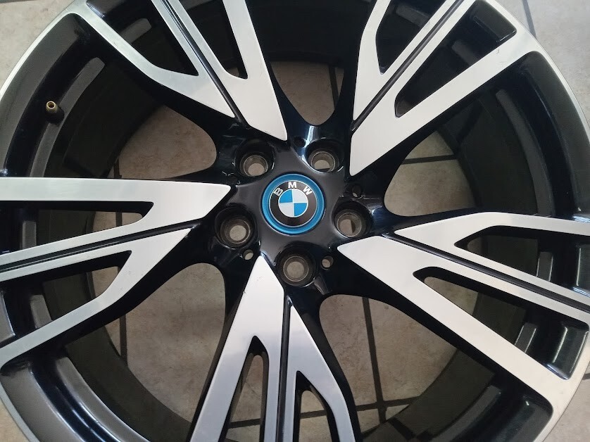 BMW i8 Machined Black Alloy Wheel Rim 20x7.5” 2014-2020 86202 FRONT LEFT