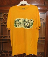 White Tigers - Adult Unisex Gold Large Gildan T-shirt NWOT 50/50 Cotton blend