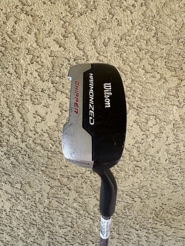 35" WILSON HARMONIZED CHIPPER - STIFF FLEX STEEL SHAFT - WILSON HARMONIZED GRIP