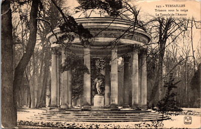 Versailles Le Temple de l'Amour sous la neige Temple of Love with snow Postcard