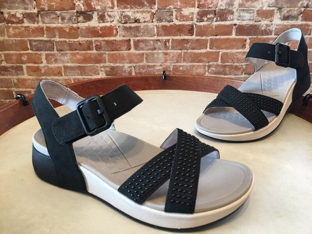 dansko cindy