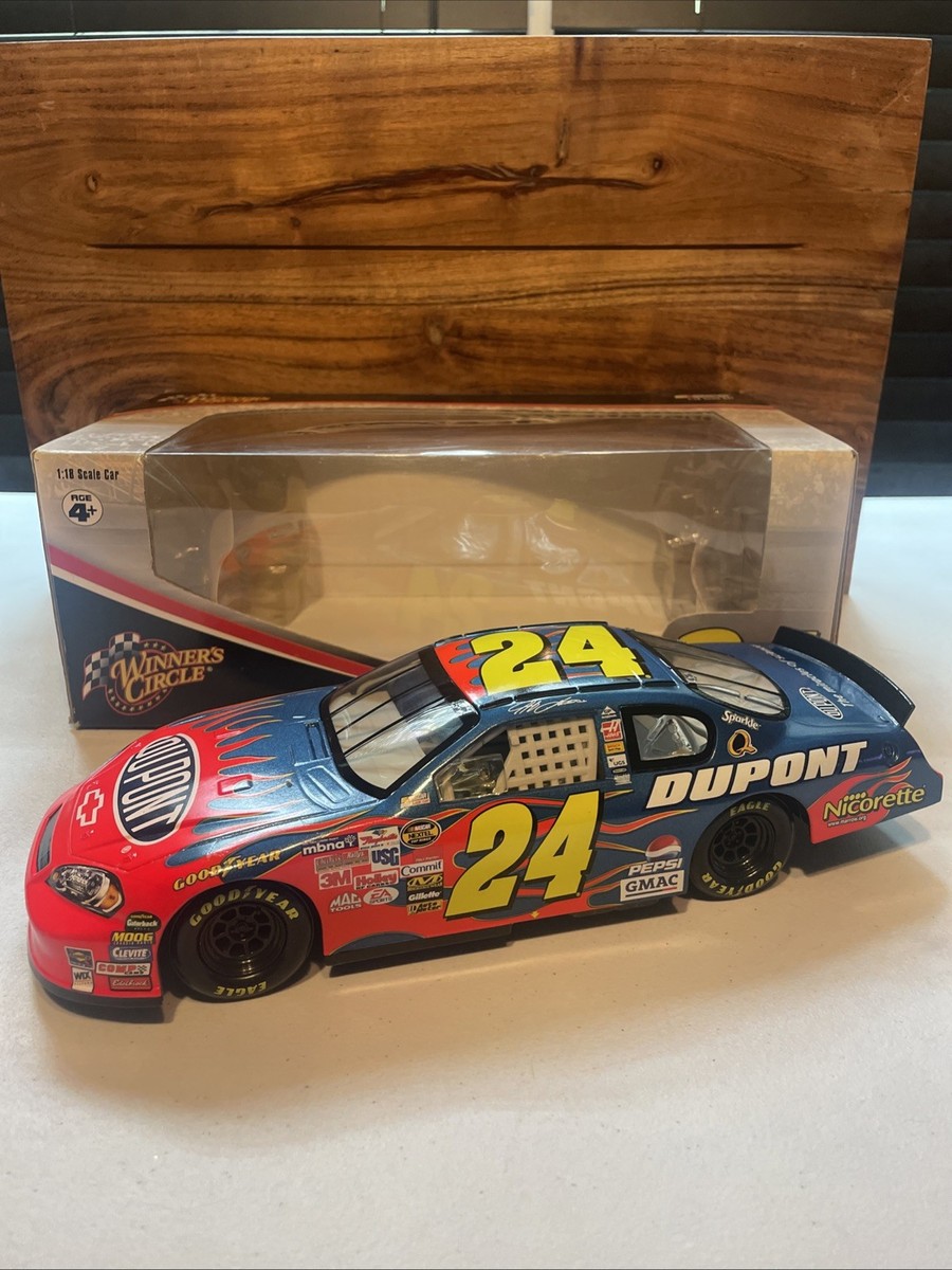 Jeff Gordon #24 DuPont 2006 1:18 NASCAR Diecast Winner's Circle | eBay