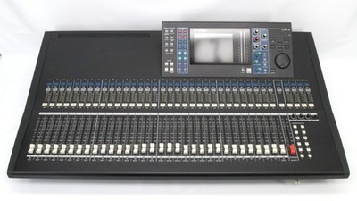 Yamaha LS9-32 32-Input Digital Mixing Console w/ Blue Yamaha Mixer