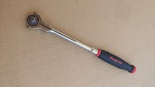 Snap-on 38 Drive 13 Long Round Swivel Head Ratchet Fhnf100 Snap-on 38 Drive 13 Long Round Swivel Head Ratchet Fhnf100