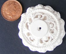 Tumdee Puppenhaus Deckenrosette 3,5 cm Durchmesser 1:12 Ma&szlig;stab Wei&szlig; 1-tlg