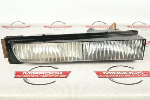 1984-1990 Corvette C4 Front Fog Light Turn Signal Assembly Passenger Right Side